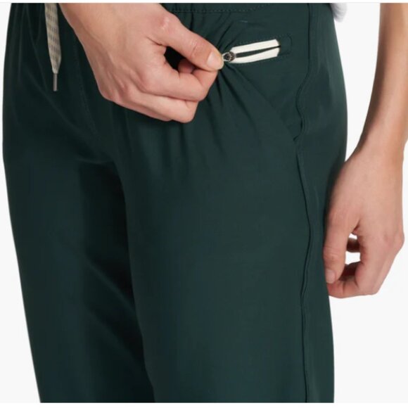 Vuori Weekend Jogger, NWT, Grass - Picture 6 of 7